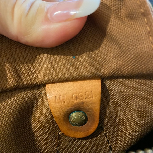 Authentic Vintage Louis Vuitton Speedy 25 - Picture 12 of 12